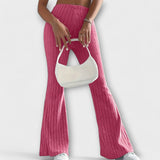 Luretta – Spodnie dzwony o delikatnej strukturze