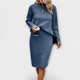 Komplet z swetrem i spódnicą w dwóch częściach