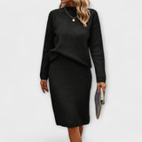 Komplet z swetrem i spódnicą w dwóch częściach