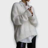 Laria – Miękki Kardigan o Klasycznym Kroju