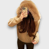 Alisanne – Sweter z zamkiem i kołnierzem z sztucznego futra