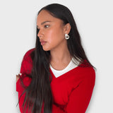 Nela – Kolczyki w kształcie węzła z filigranu w pozłacanym mosiądzu