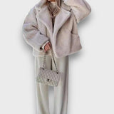 Elvianne – Kurtka z szerokim kołnierzem