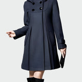 Płaszcz z kapturem i kołnierzem