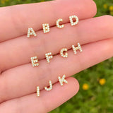 Mikhaela | Kolczyki Litera w Złocie 18k